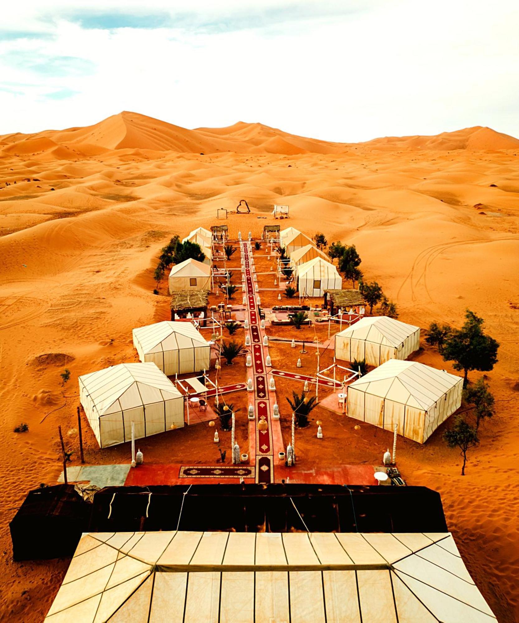 Готель Africa Luxury Camps Мерзуга Екстер'єр фото